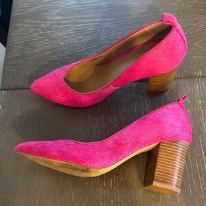 Anthropologie Vibrant Pink Women's Leather Block Heel Pointed Toe Shoes Size 6.5